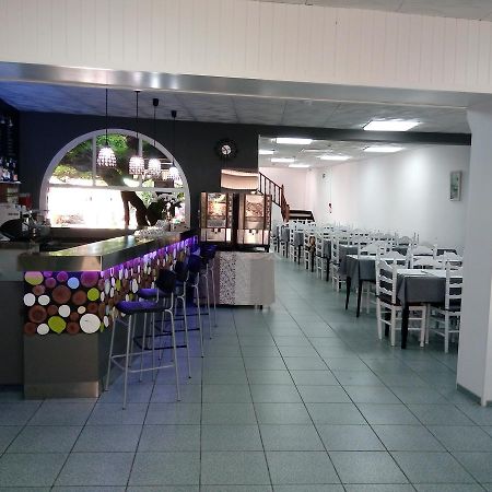 Hotel Planas Lloret de Mar Bagian luar foto