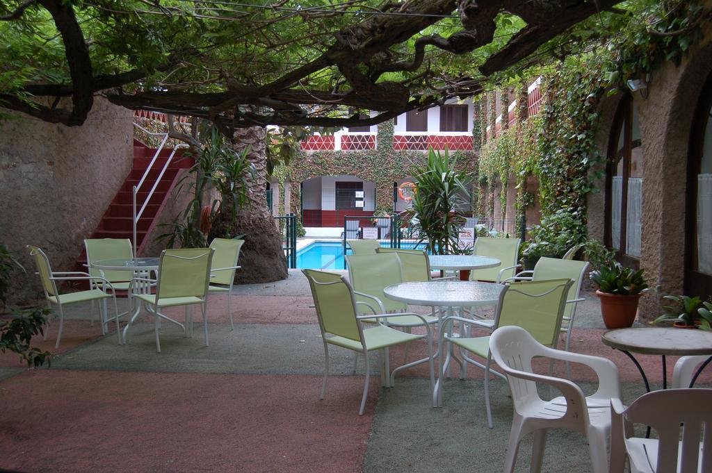 Hotel Planas Lloret de Mar Bagian luar foto