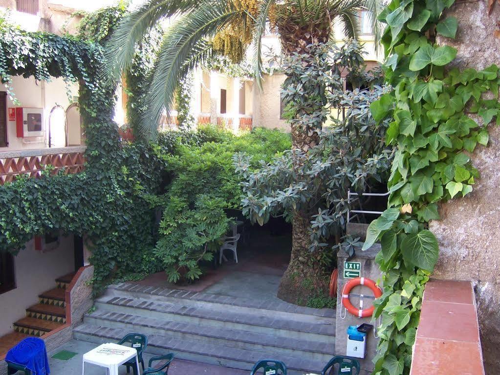 Hotel Planas Lloret de Mar Bagian luar foto